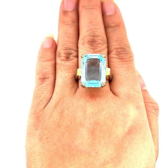 Heavily Used Faux Blue Topaz Ring - Picture 6 of 9